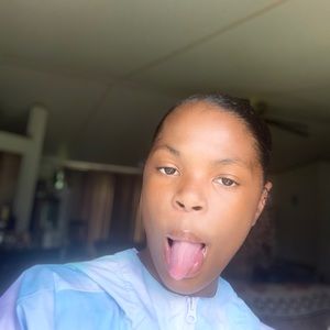 Meet your Posher, Nyeema